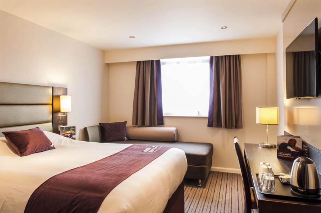 Premier Inn Barrow In Furness מראה חיצוני תמונה