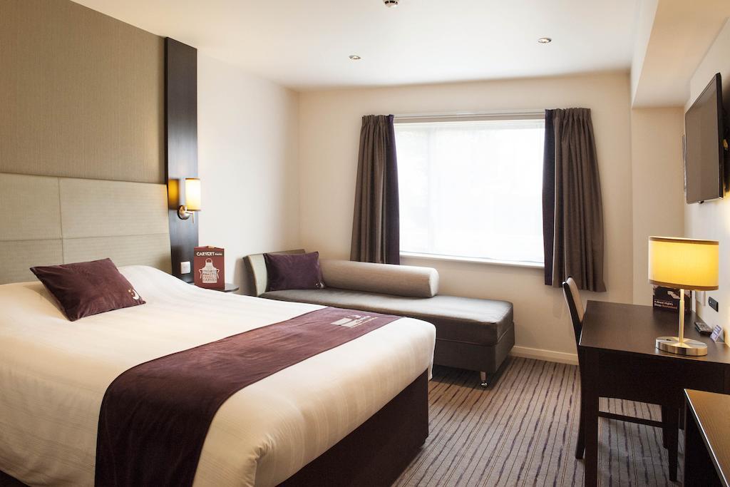 Premier Inn Barrow In Furness חדר תמונה