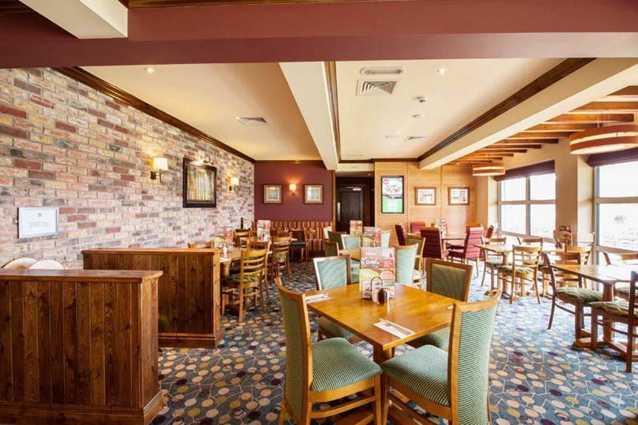 Premier Inn Barrow In Furness מראה חיצוני תמונה